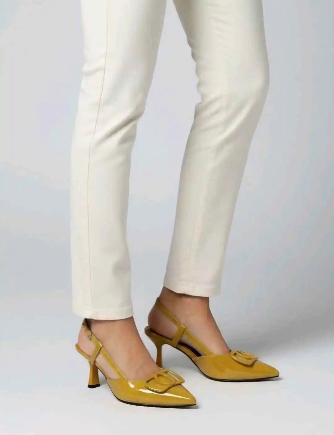 Escarpins Slingback Vernis-Élégance & Caractère