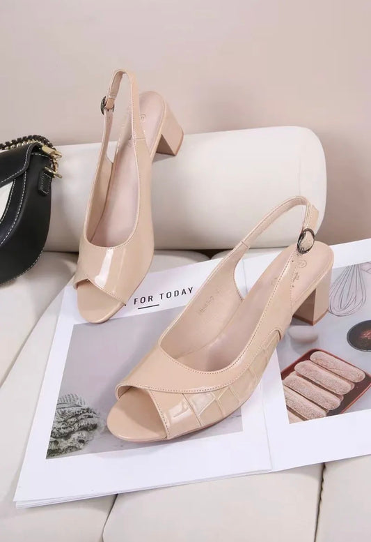 Sandales Slingback Vernies à Talon – Élégance & Confort