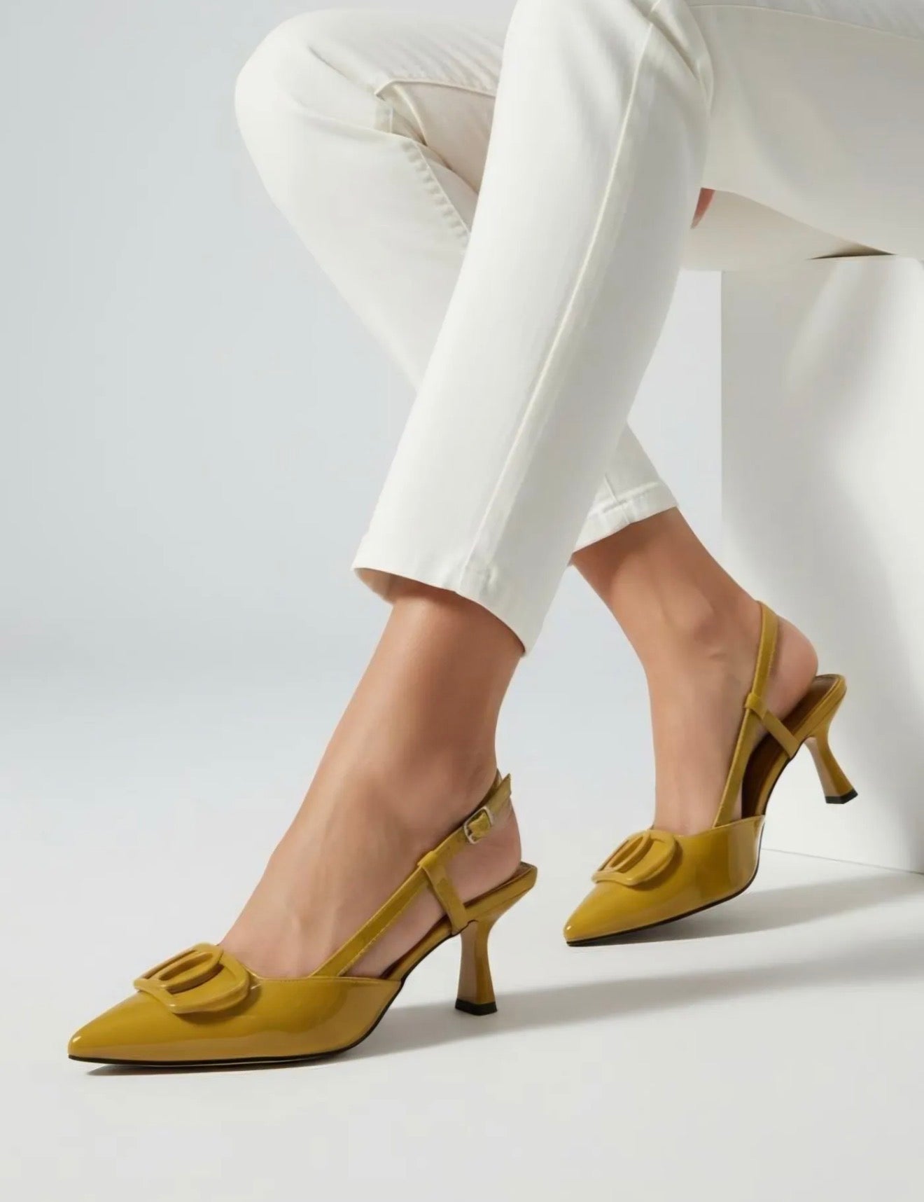 Escarpins Slingback Vernis-Élégance & Caractère