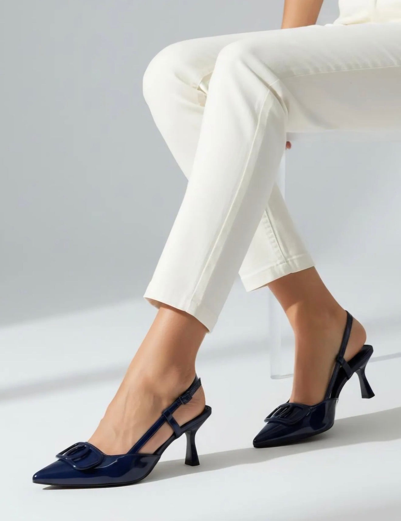 Escarpins Slingback Vernis-Élégance & Caractère
